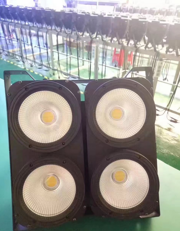 舞臺燈光 LED 四眼觀眾燈COB面光燈適用于哪些場所？效果圖