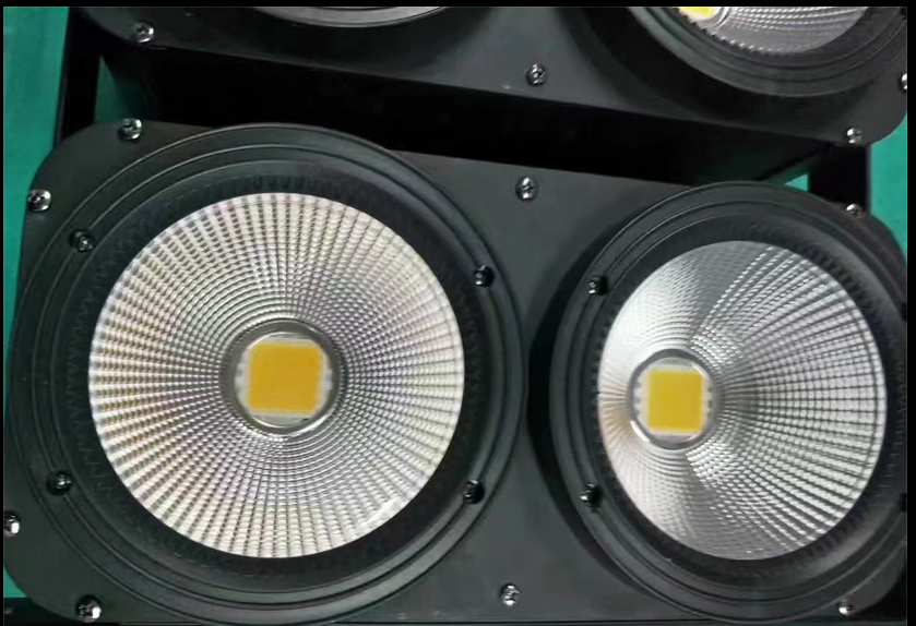 舞臺燈光 LED 四眼觀眾燈COB面光燈適用于哪些場所？效果圖
