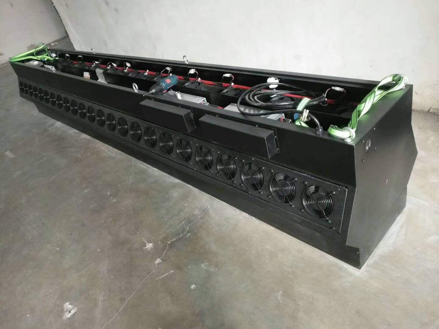 霧屏成像需要什么樣的條件！效果圖